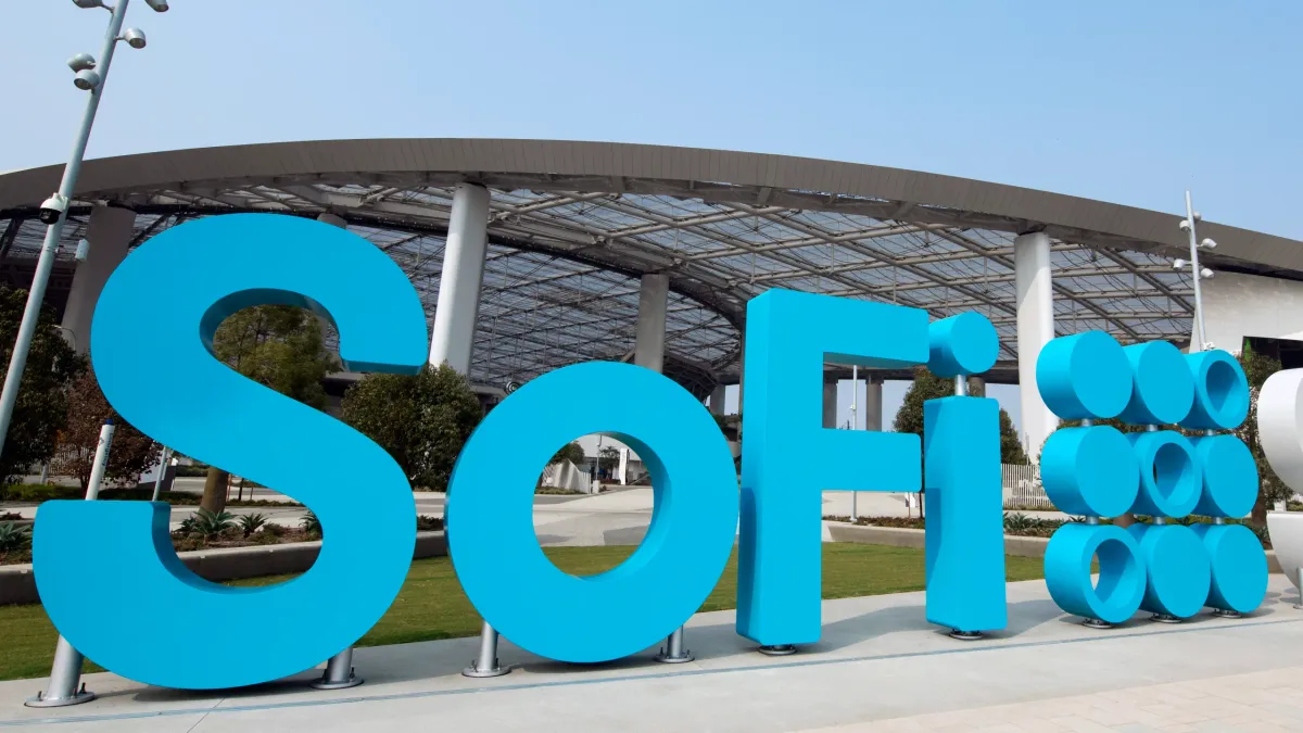 SOFI（SoFi Technologies）深度研究报告